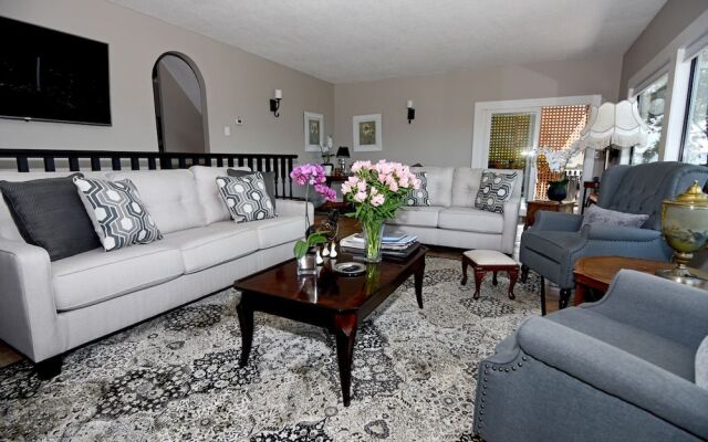 A Touch of English Bed & Breakfast