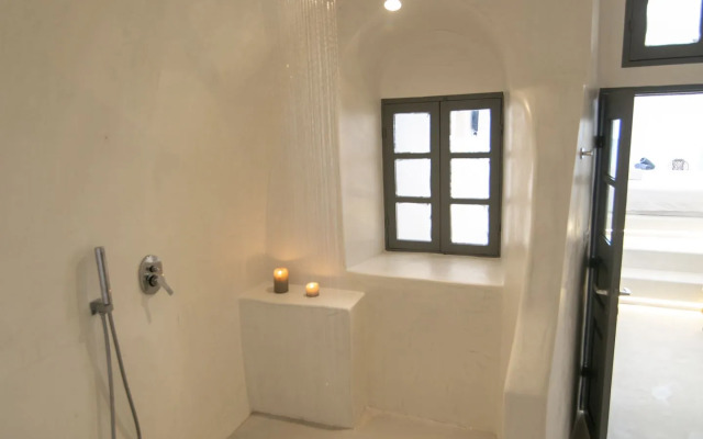 Cilon Suites Santorini