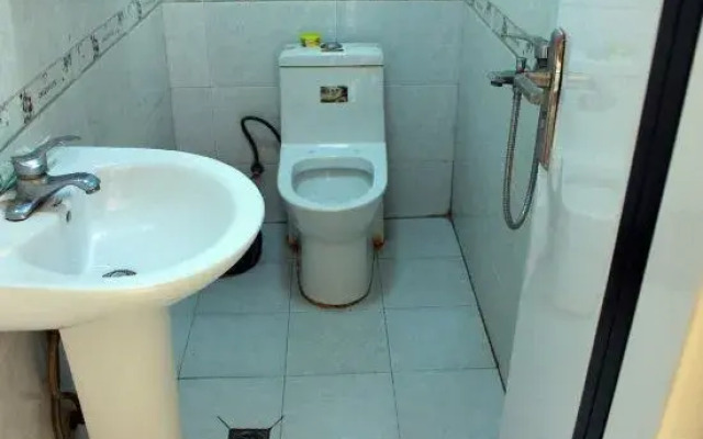 Lingbi Xinxin Express Hotel