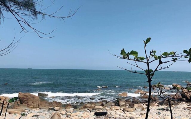 Canary Gold Hotel Quy Nhơn, Beachfront