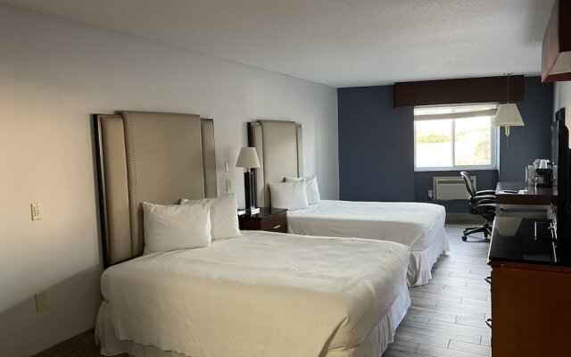 Manistee Inn & Marina