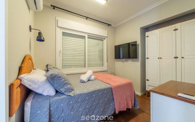 Belissímo apto com lareira em Canela MRA0501