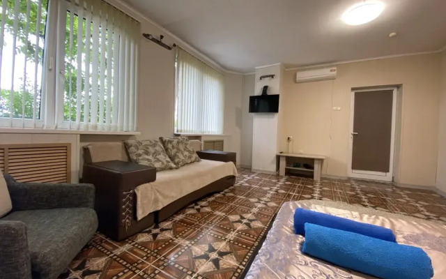 Port House Home Mini Hotel