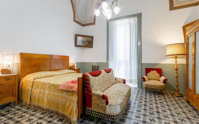 Domus Perrone Liberty Flat