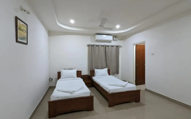 OYO 12459 SilverKey Gachibowli