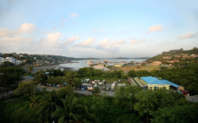 Hotel Marina Manor