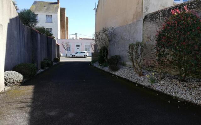 Appartement Les Sables d'Olonne 3 pièces 5 personnes FR 1 385 18