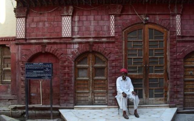 S. K. Guest House (A Complete Home Stay)