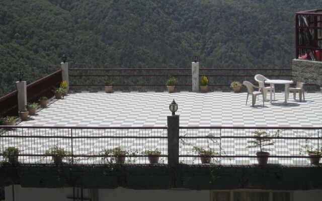 Hotel Grand Sunset, Chail