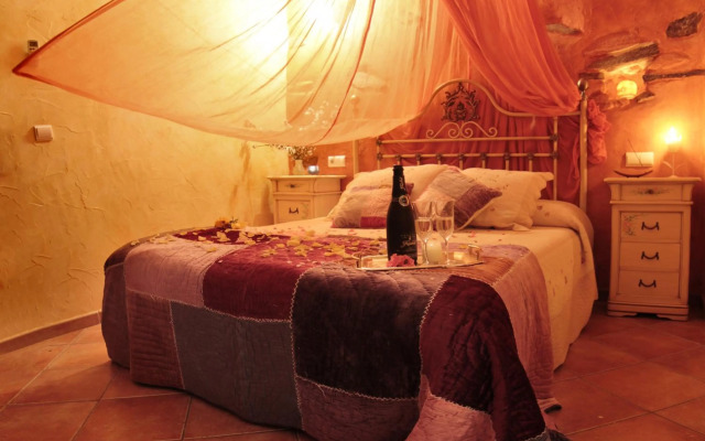 Romantic House for 2 People With Jacuzzi