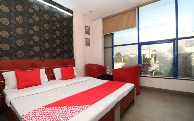 Oyo 30370 R K Guest House