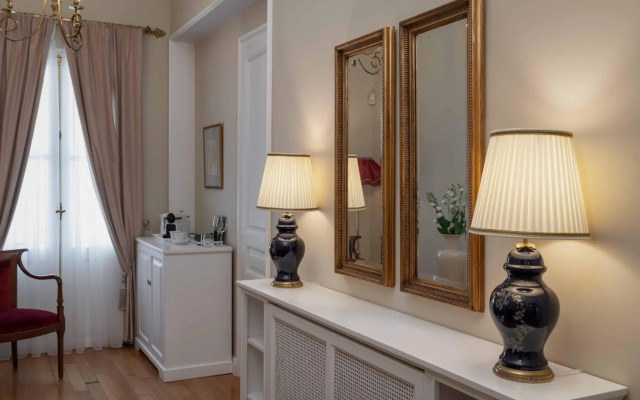 Noble Suites