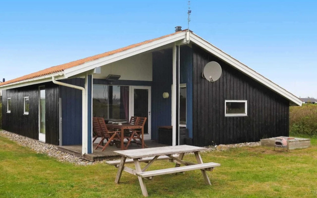 8 Person Holiday Home in Harboore-by Traum
