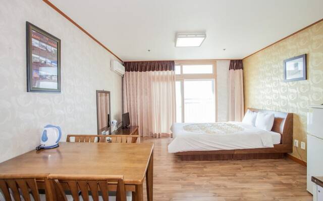 Il Sung Jeju Beach Resort