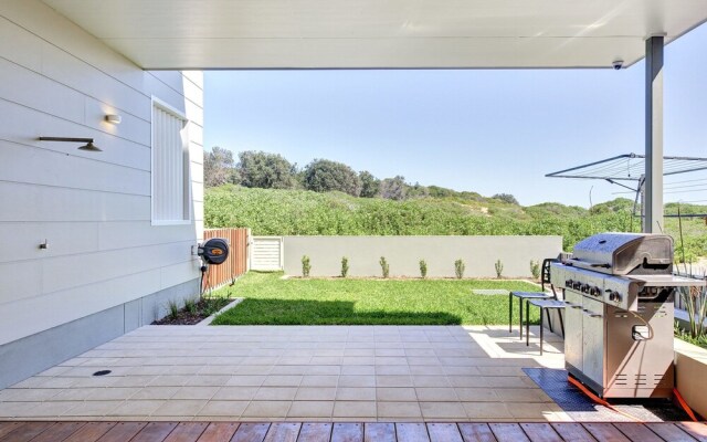 Seas the Day, 41B Ocean Avenue