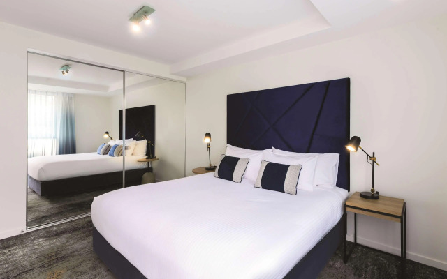 Brady Apartment Hotel Flinders Street