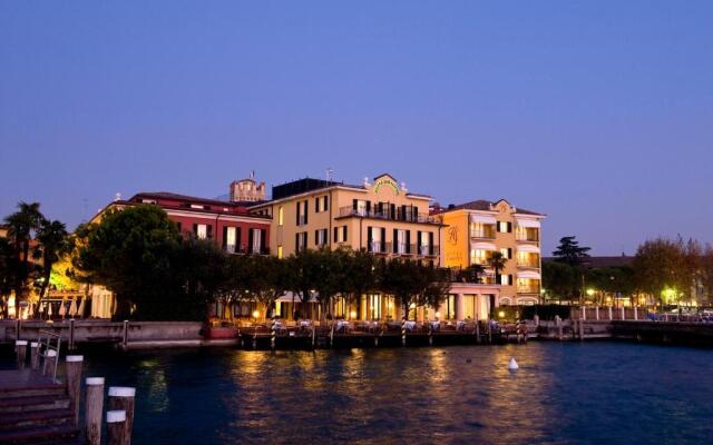 Hotel Sirmione e Promessi Sposi