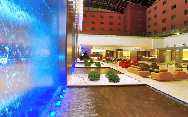 Golden Tulip Plaza Caserta (Ex-Crowne)