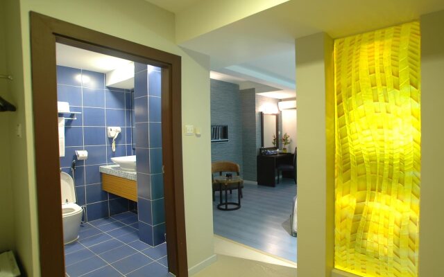 2 Inn 1 Boutique Hotel & Spa