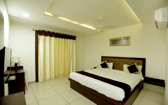 OYO 8095 Hotel Taj Castle