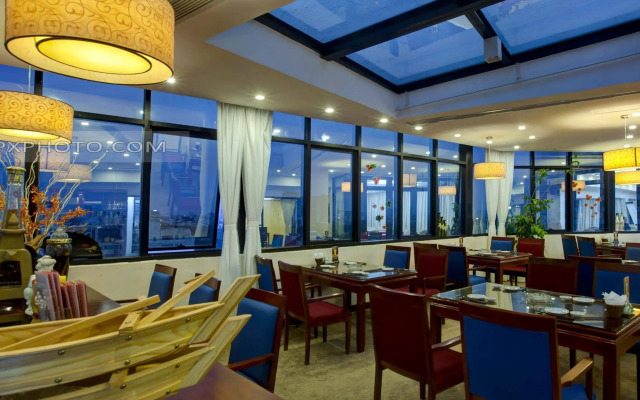 Nesta Hotel Ha Noi