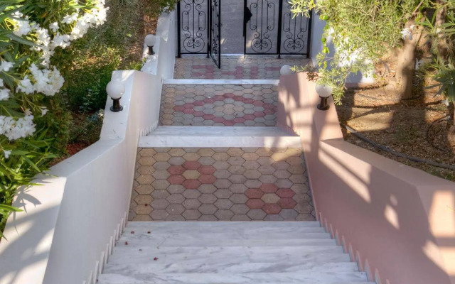 Villa Life