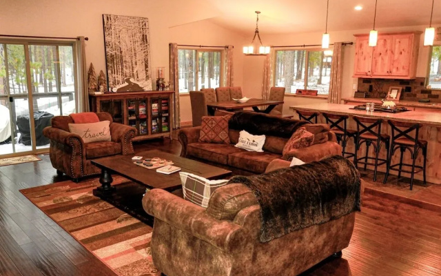 Becka Lake 3 Bedroom Home