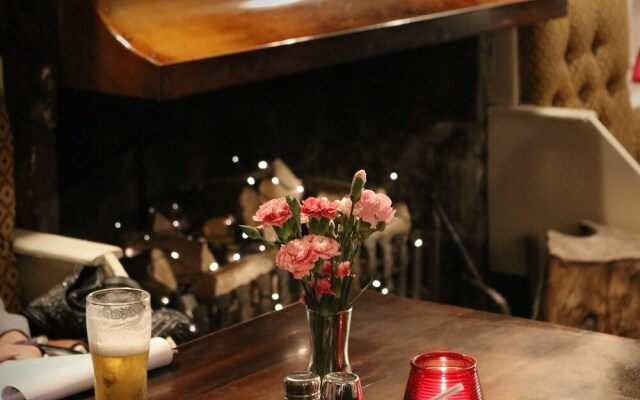 The Hollybush