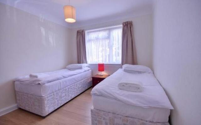 1 Mansard Court
