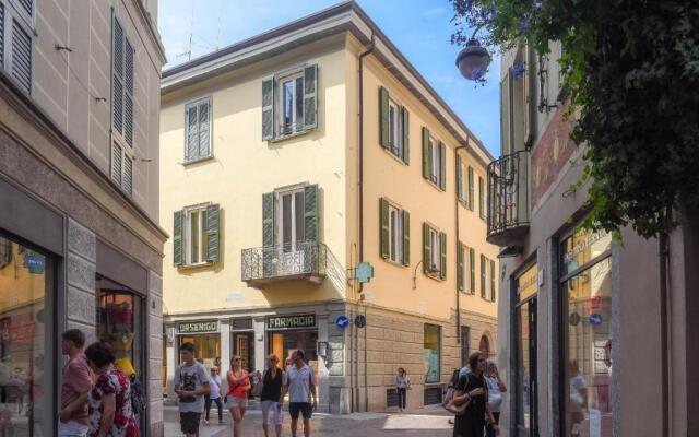 "Via Natta 15" Luxury Apartment - By House Of Travelers -