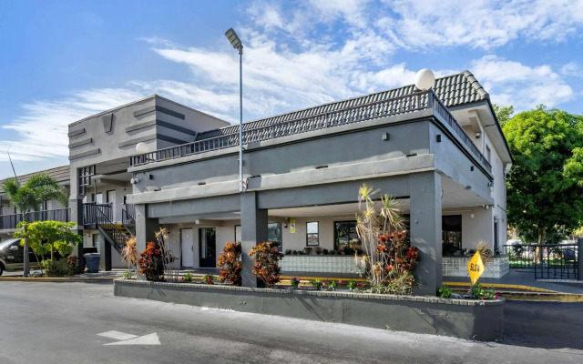 Rodeway Inn Clearwater - Dunedin