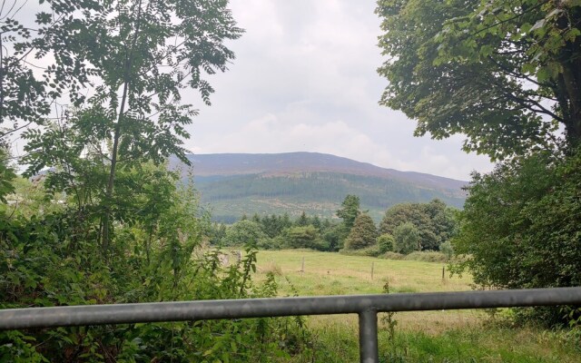 Lovely 4-bed Apartment in Mullaghbawn Newry