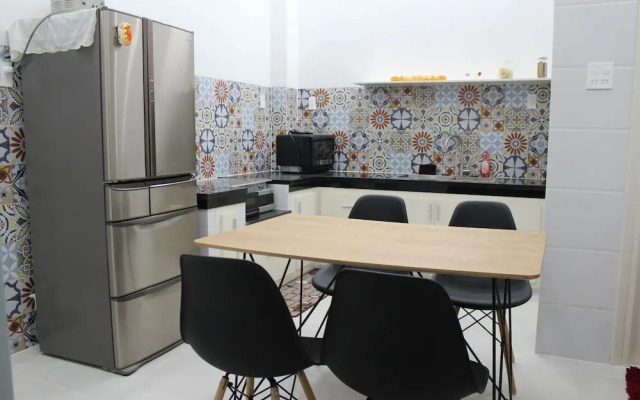 B Home - Hostel