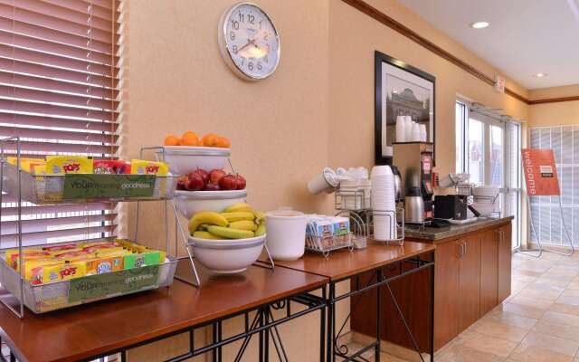 Comfort Suites Urbana Champaign, University Area