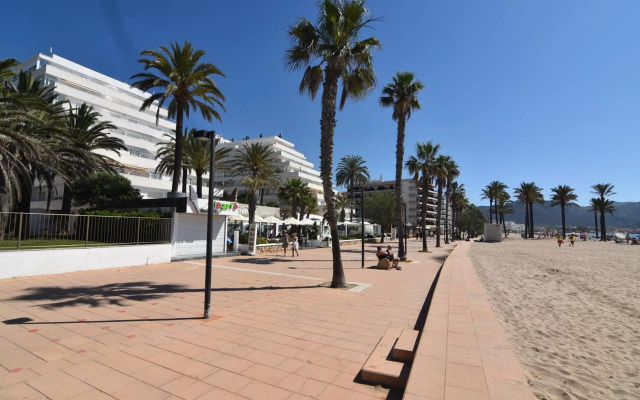 RNET - Rhc 1613 - Roses Costa Brava