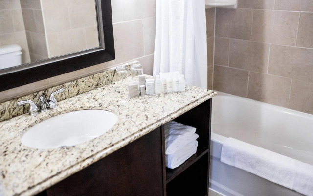 The Lord Nelson Hotel & Suites