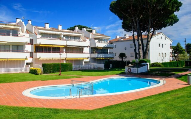 Bf-3 Calella DE Palafrugell 4 PAX