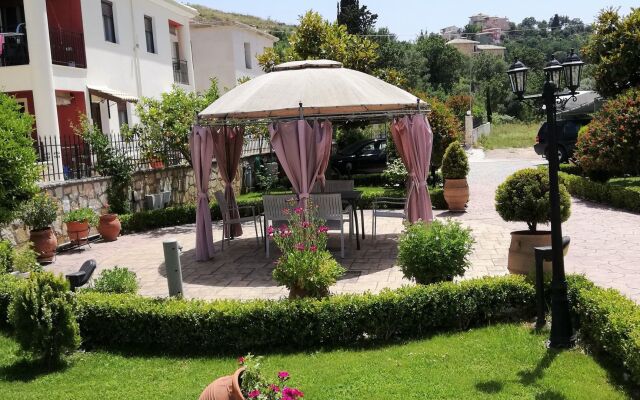 Delphin Rooms Sivota