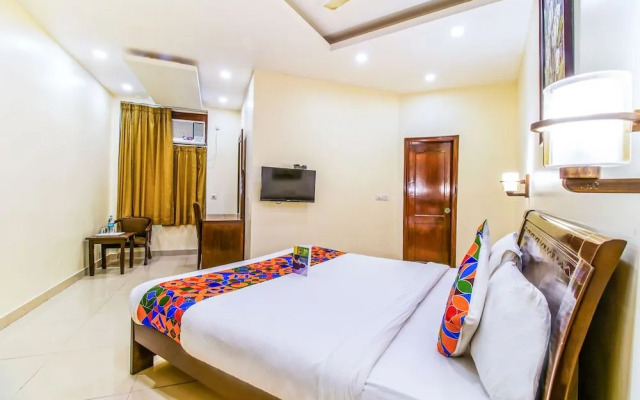 OYO Rooms Cyber City Oakwood