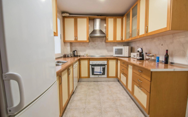 tuGuest Gran Via 42 Apartment