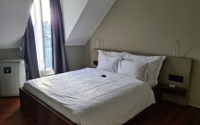 Lucerne Lake View Apartments