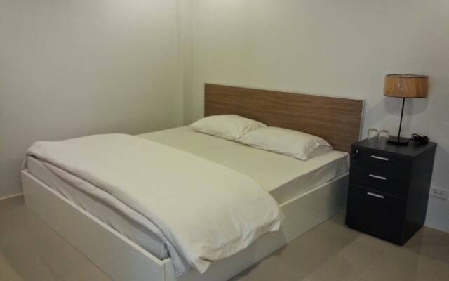 Freesia Guesthouse Suvarnabhumi