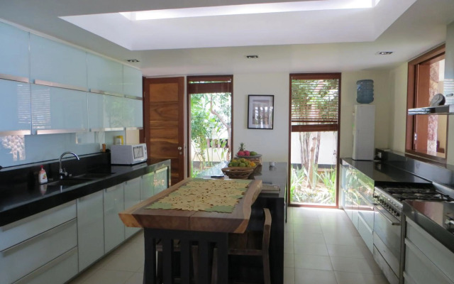 Villa Bukit Segara