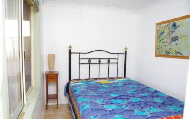 Berry, 16 East Street