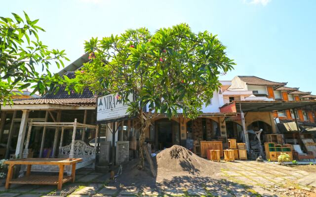 OYO 90363 Nira Guest House Sanur Bali