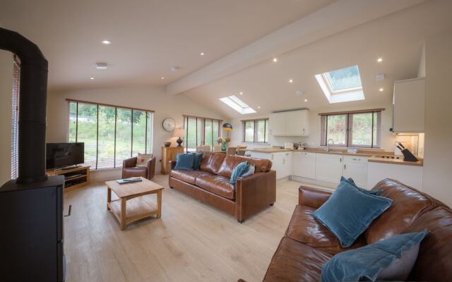 Tanfield, Sleep 6, Private hot Tub, pet Friendly