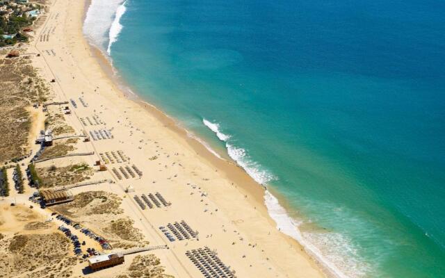 Palmares Beach, Golf & Dream
