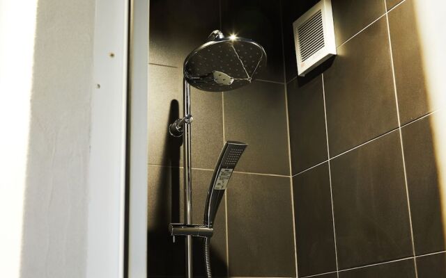 HANARE KYOTO Hachijoguchi