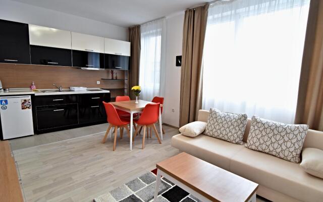 Stela Deluxe Apartments