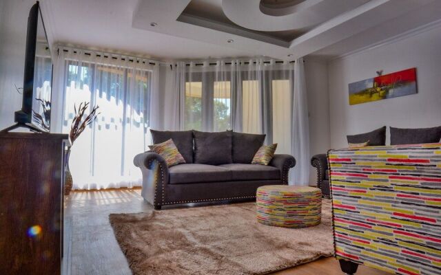 Edmor Residences - Riverside